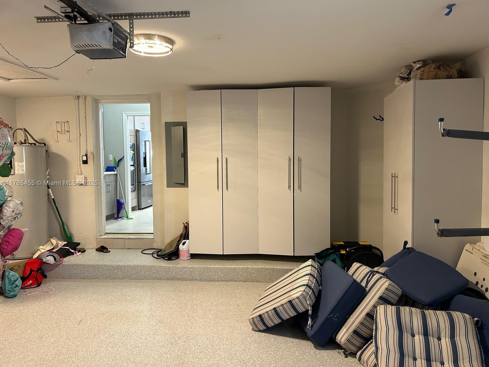 VICTORIA ISLES - Residential Lease