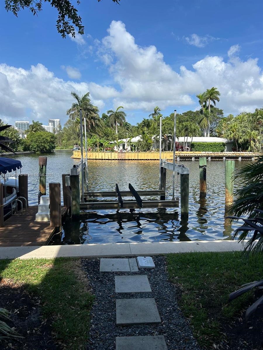 VICTORIA ISLES - Residential Lease