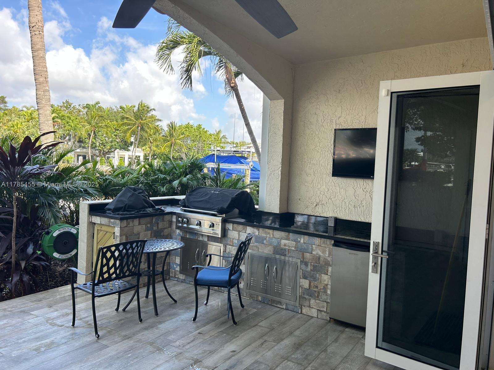 VICTORIA ISLES - Residential Lease