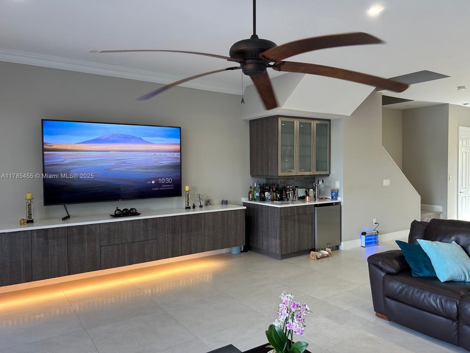 VICTORIA ISLES - Residential Lease