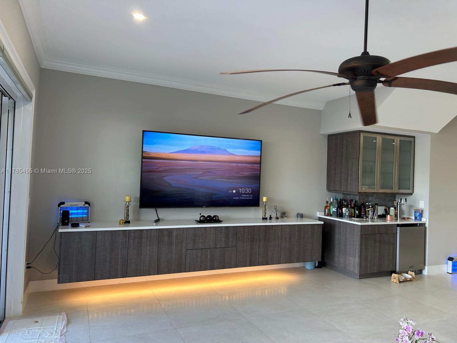 VICTORIA ISLES - Residential Lease