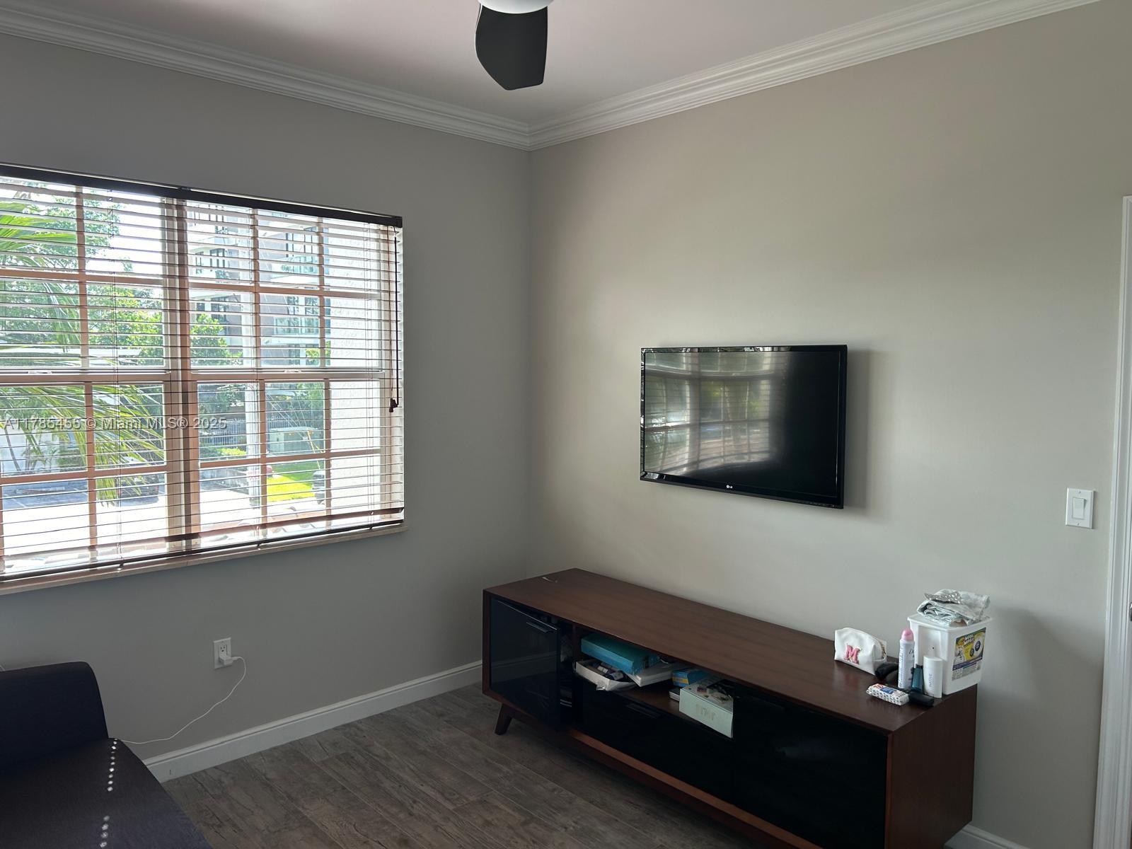 VICTORIA ISLES - Residential Lease