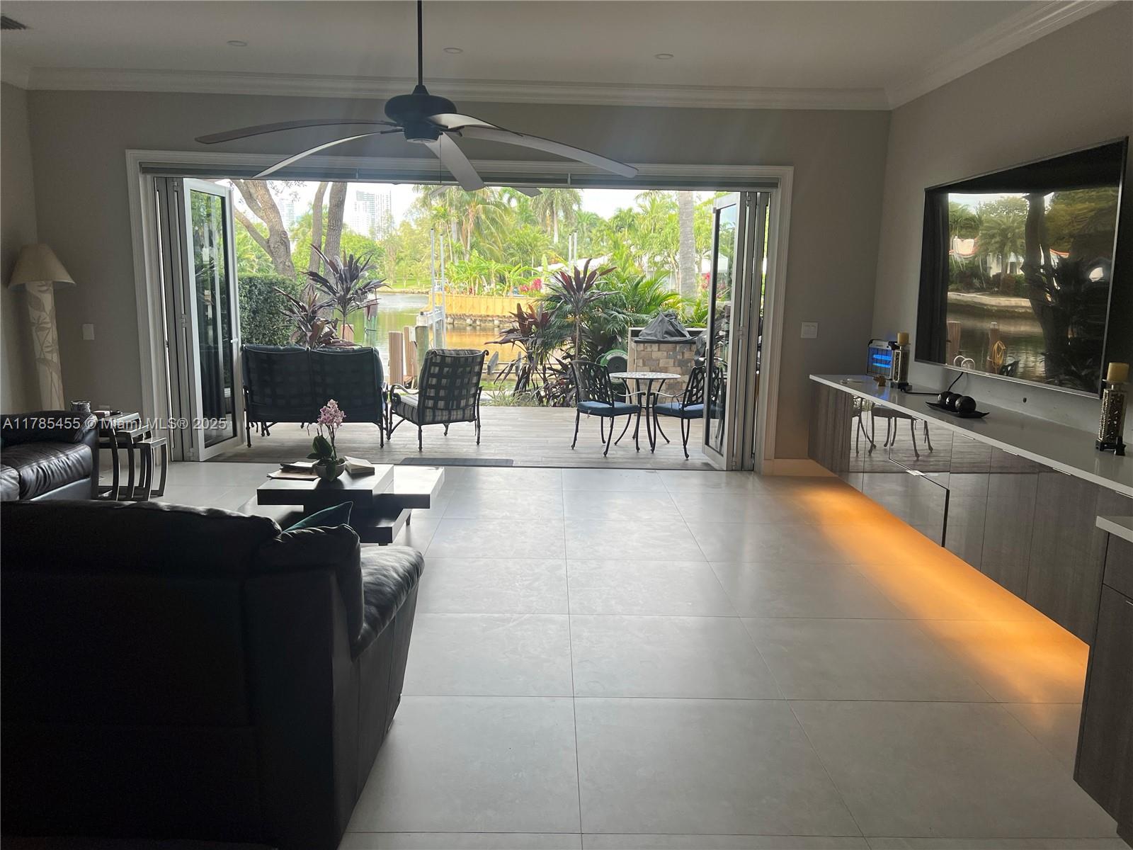 VICTORIA ISLES - Residential Lease