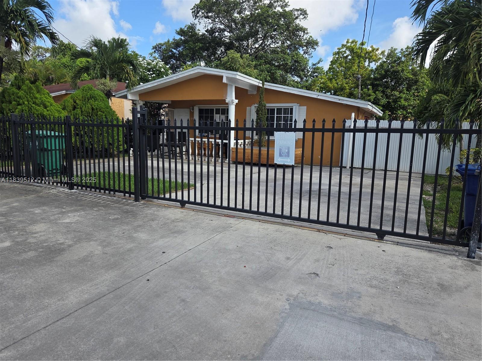 2936 NW 47th St