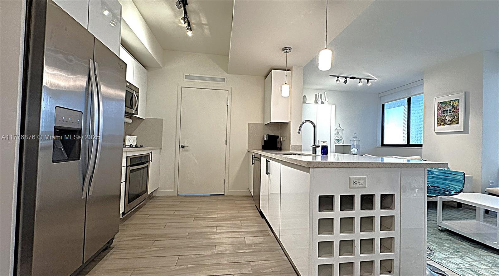NINE AT MARY BRICKELL VIL - Residential