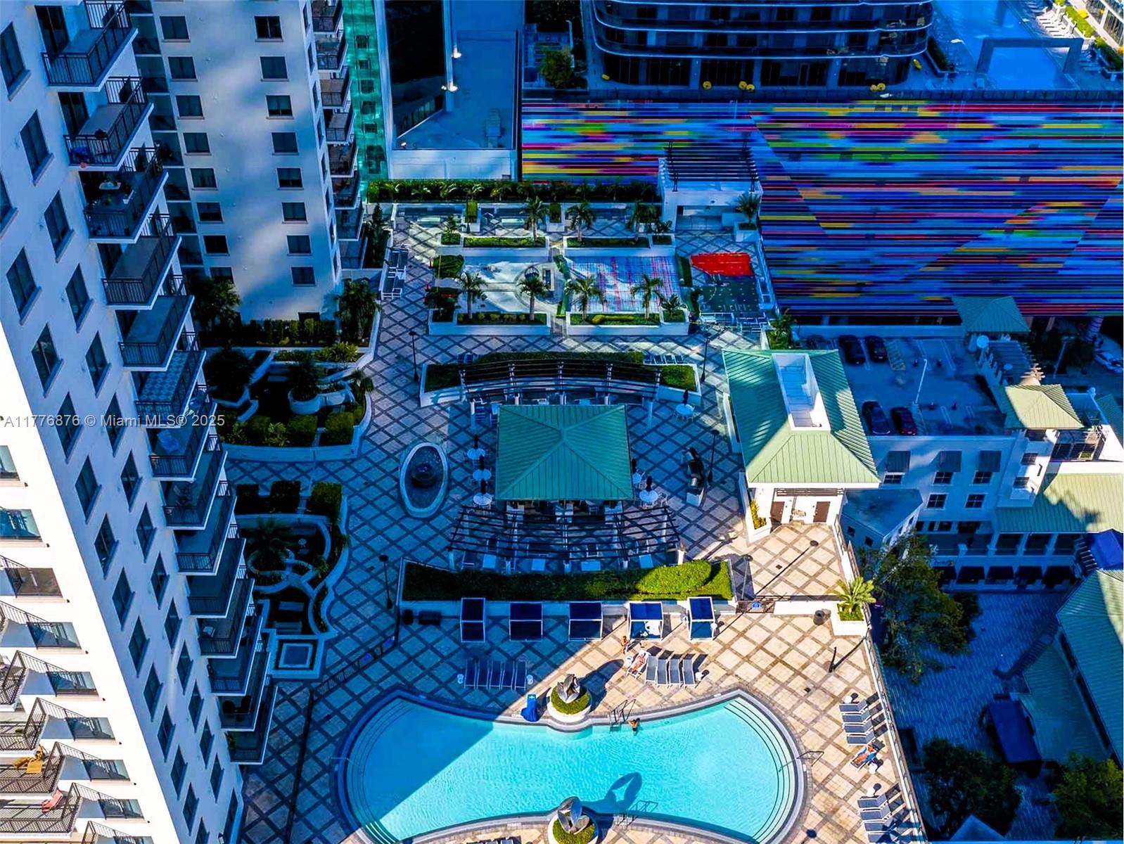 999 SW 1st Ave 2215