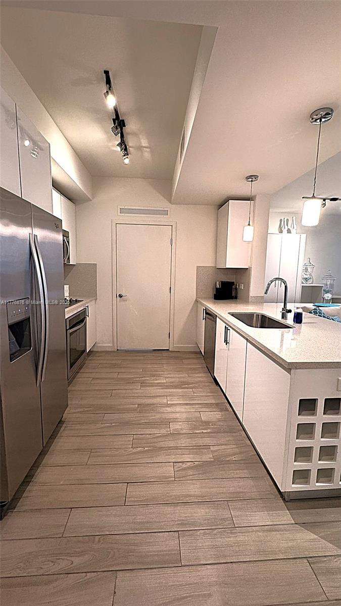 NINE AT MARY BRICKELL VIL - Residential