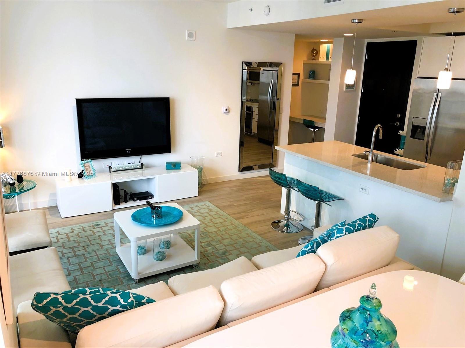 999 SW 1st Ave 2215
