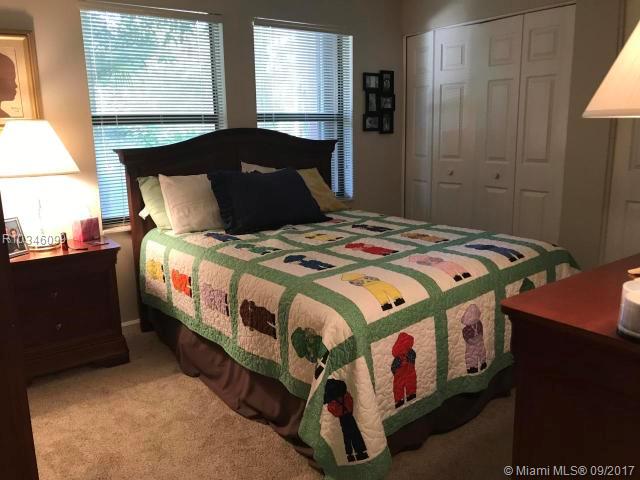 SUGAR POND MANOR OF WELLI - Residential Lease