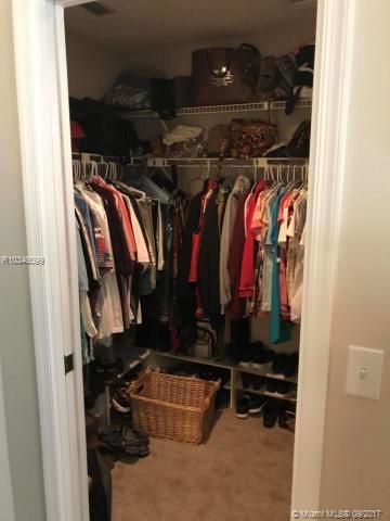 SUGAR POND MANOR OF WELLI - Residential Lease