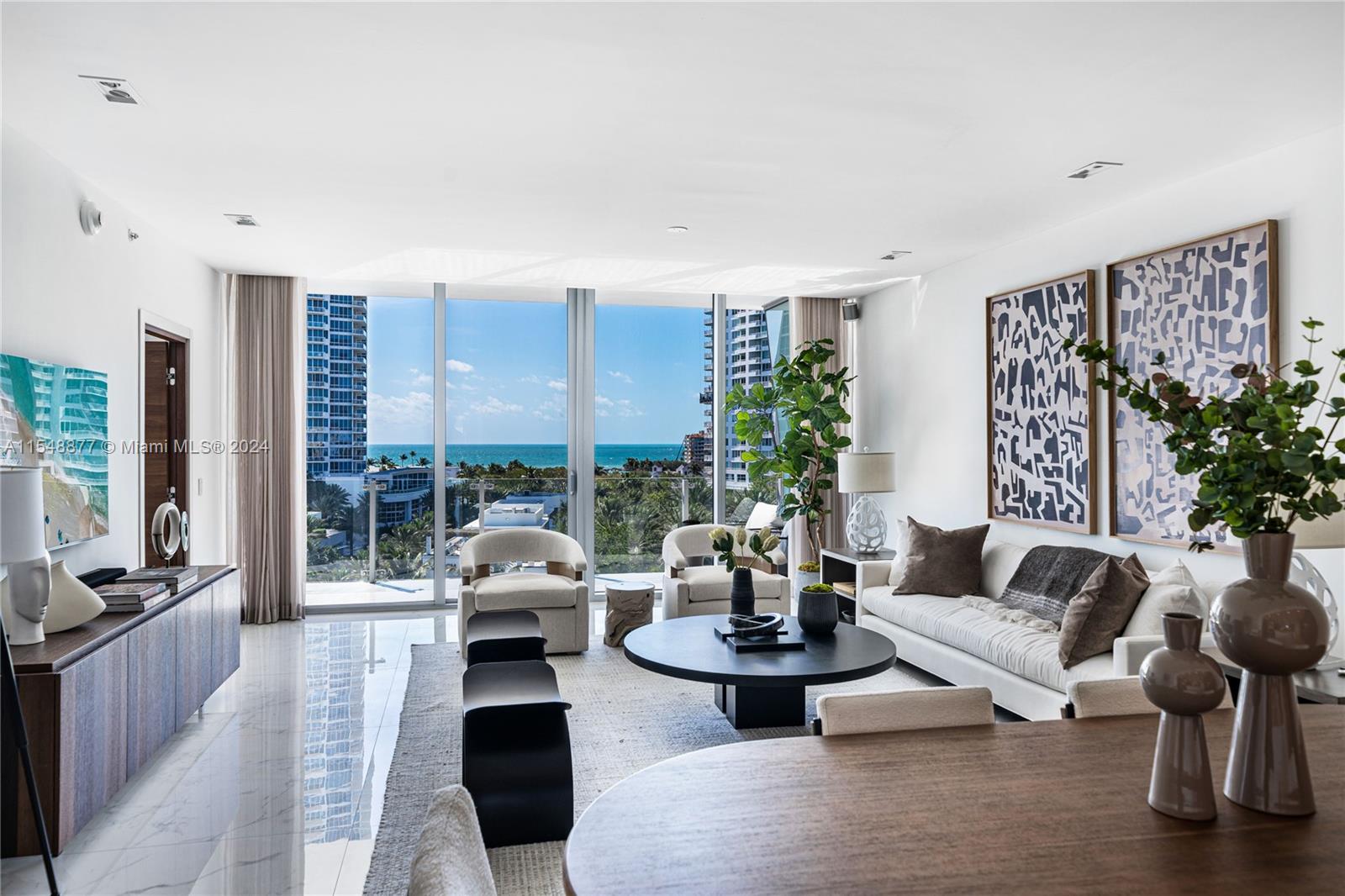 ONE OCEAN CONDO - Residential