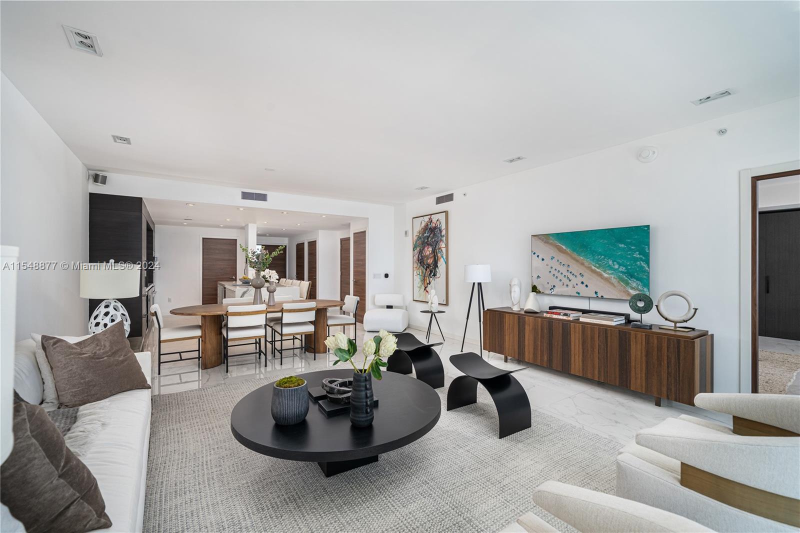 ONE OCEAN CONDO - Residential