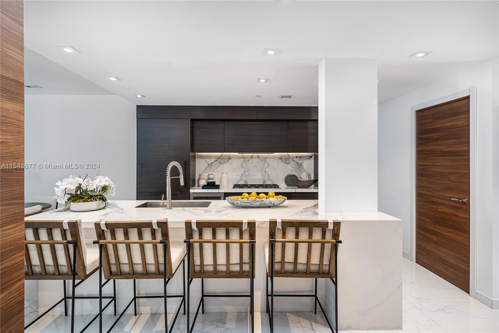 ONE OCEAN CONDO - Residential