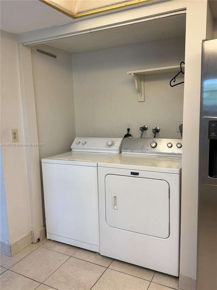 APPLE CREEK - Residential Lease