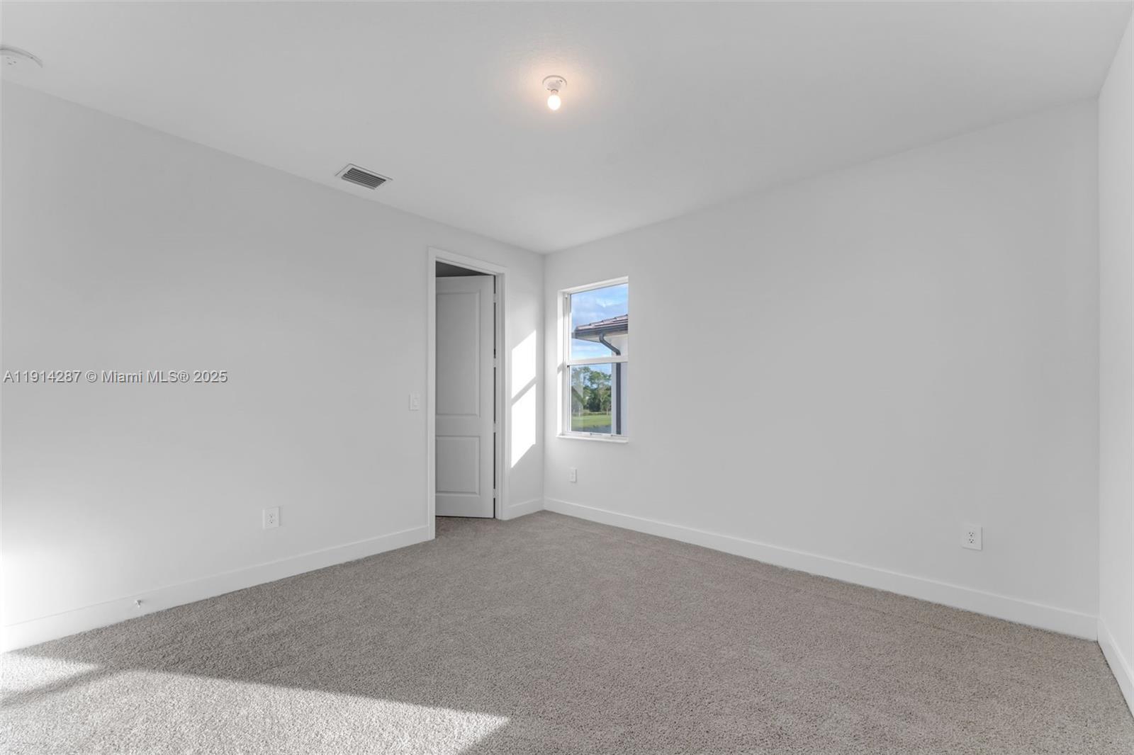 RESERVE AT DAVIE - Residential Lease