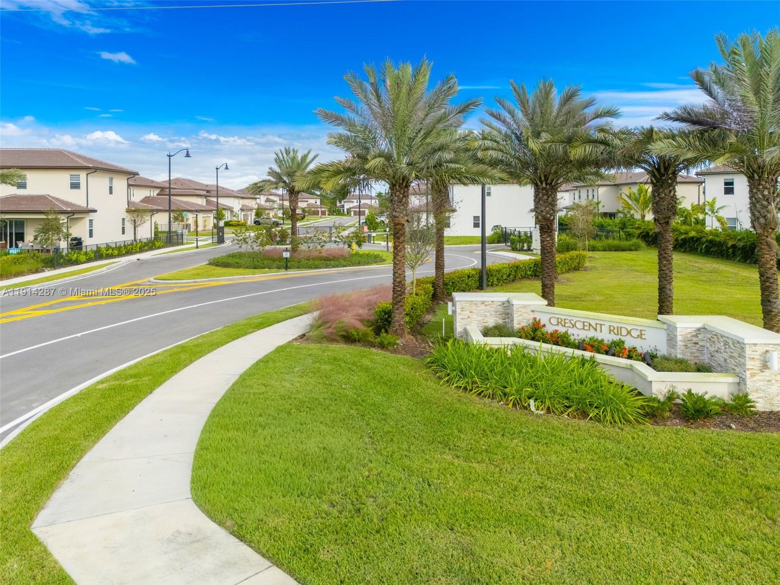 RESERVE AT DAVIE - Residential Lease