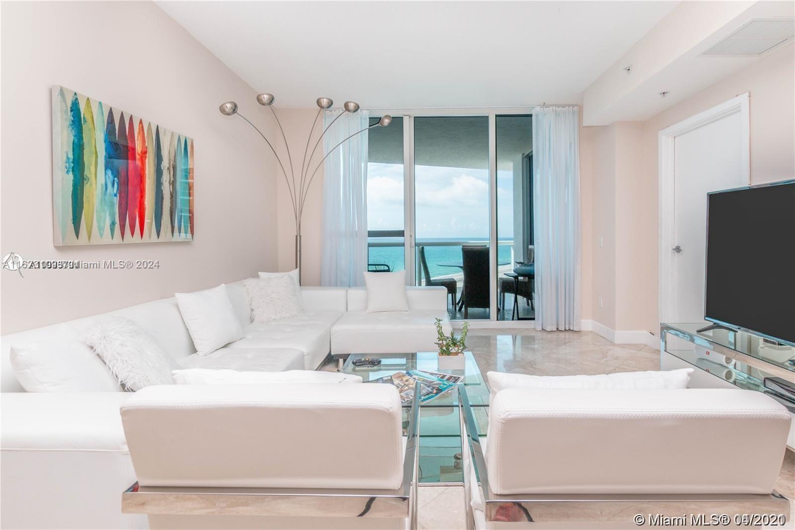 3801 Collins Ave 1102