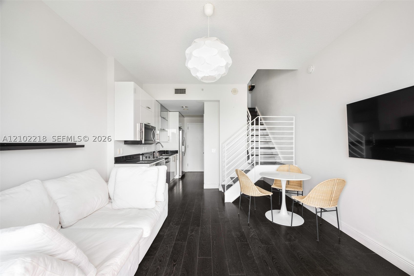 60 SW 13th St 2417