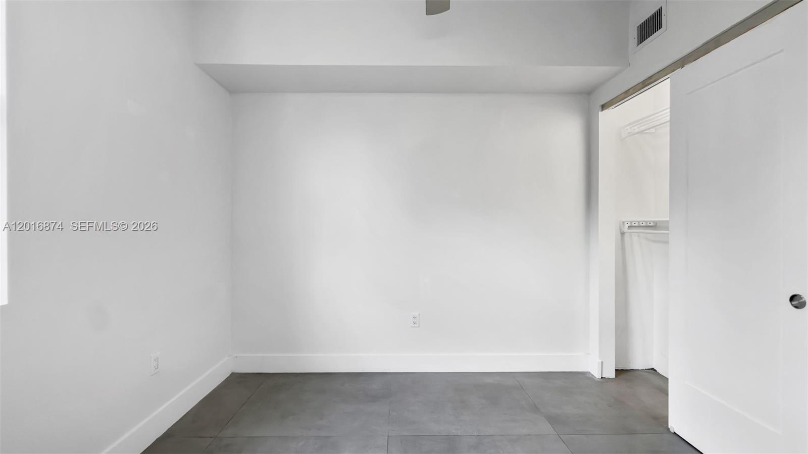 GRAND VIEW PARK - Residential Lease