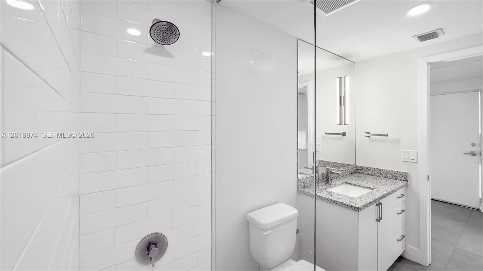 GRAND VIEW PARK - Residential Lease