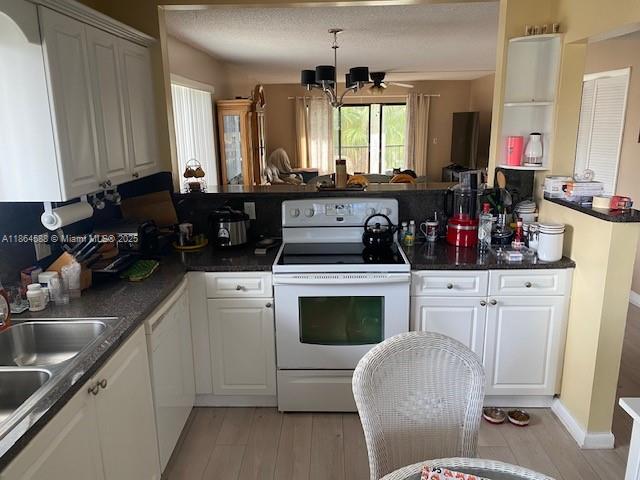 GARDENS AT BONAVENTURE 11 - Residential