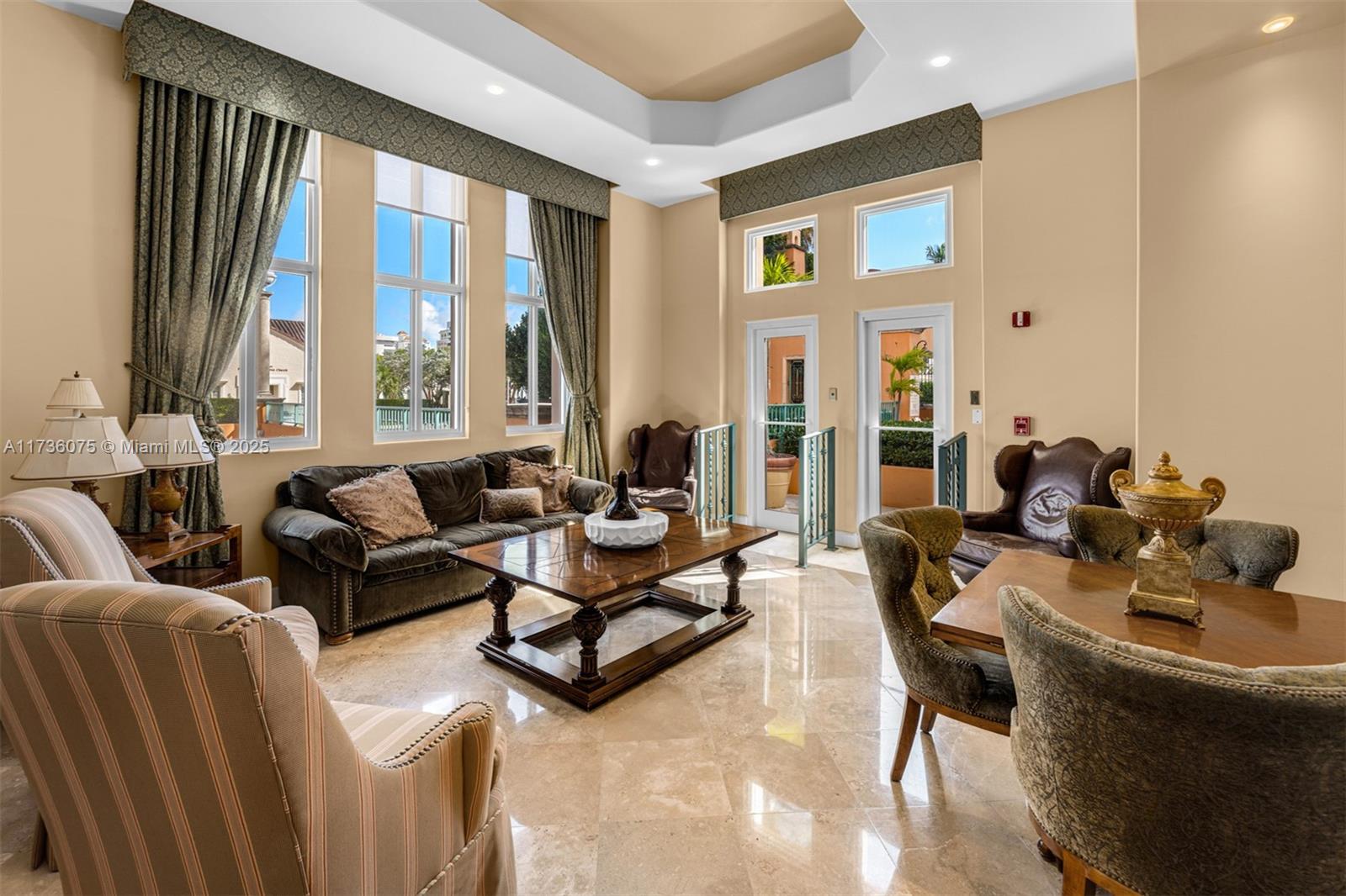 SEGOVIA TOWER CONDO - Residential