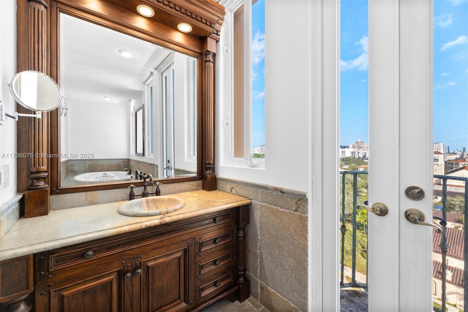 SEGOVIA TOWER CONDO - Residential