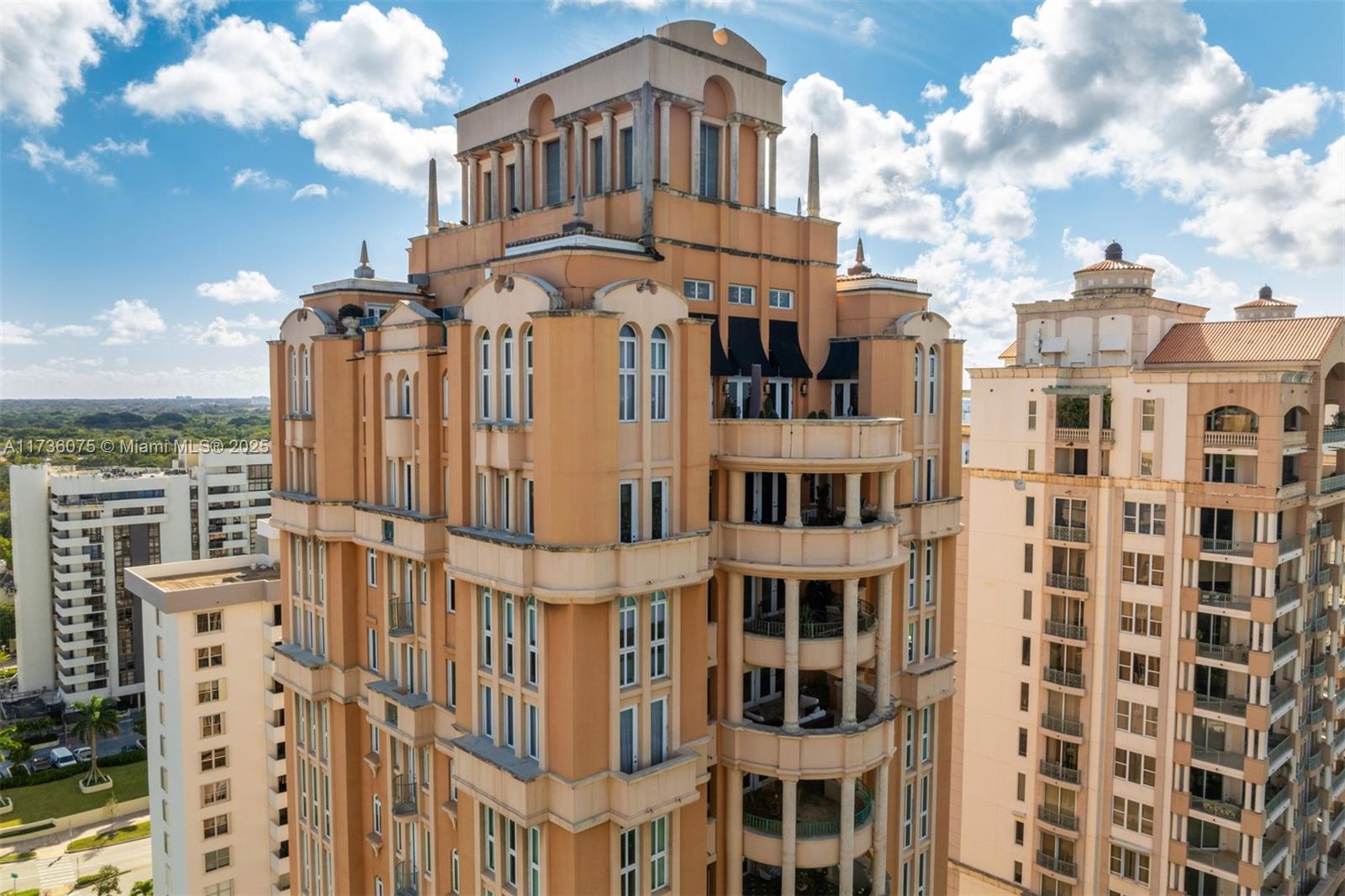 SEGOVIA TOWER CONDO - Residential