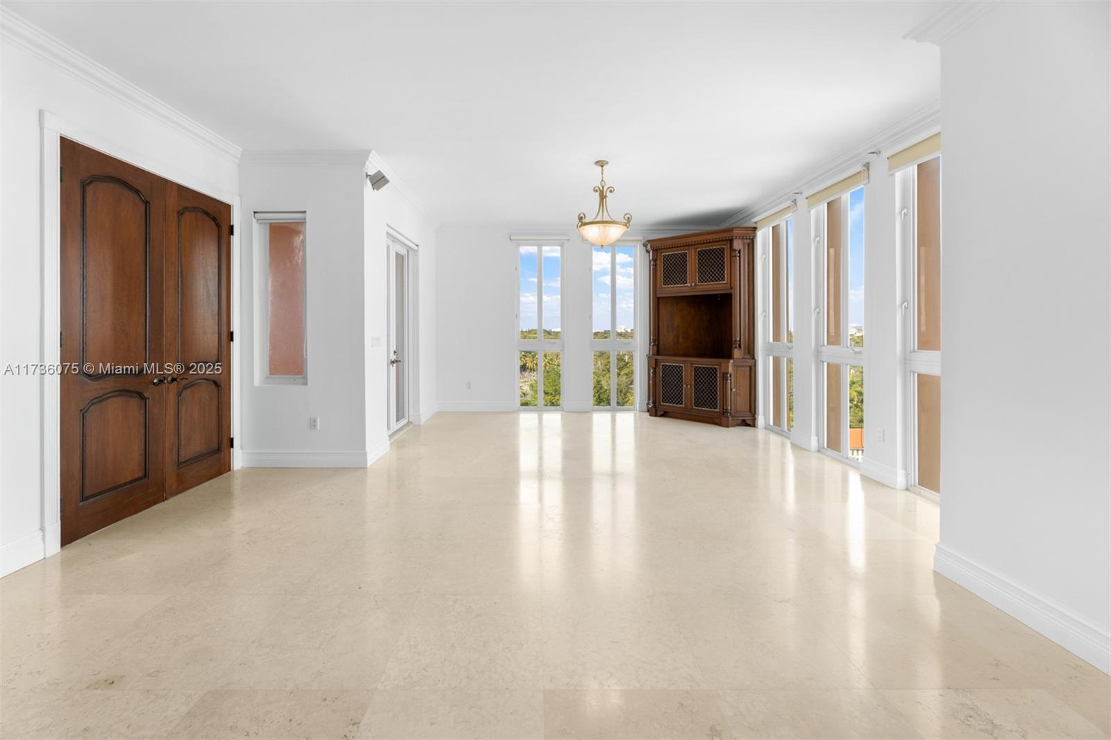 SEGOVIA TOWER CONDO - Residential