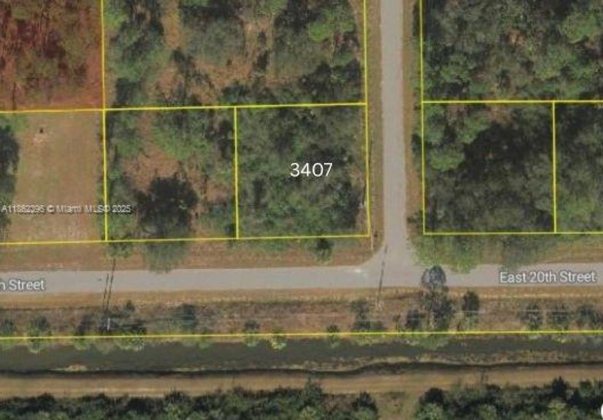 STRAP#: 02-44-27-L3-03012.013A
Quarter-acre (10,892 sf) buildable lot in established Lehigh Acres Unit 3. RS-1 zoned for single-family home construction. No existing structures - perfect blank canvas for your dream home.
Key Features:
 • 0.2501 acres of  land
 • RS-1 residential zoning
 • Established neighborhood location
 • 10 minutes from Charleston Park
 • 30 minutes from airport
Great opportunity for builders, investors, or first-time home buyers. Property sold as-is. Don’t miss out on this affordable development opportunity in desirable Alva location!
