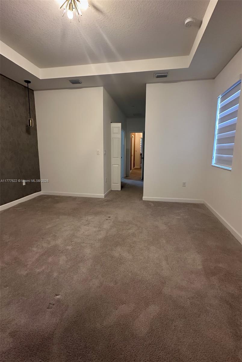 AQUABELLA NORTH - Residential Lease