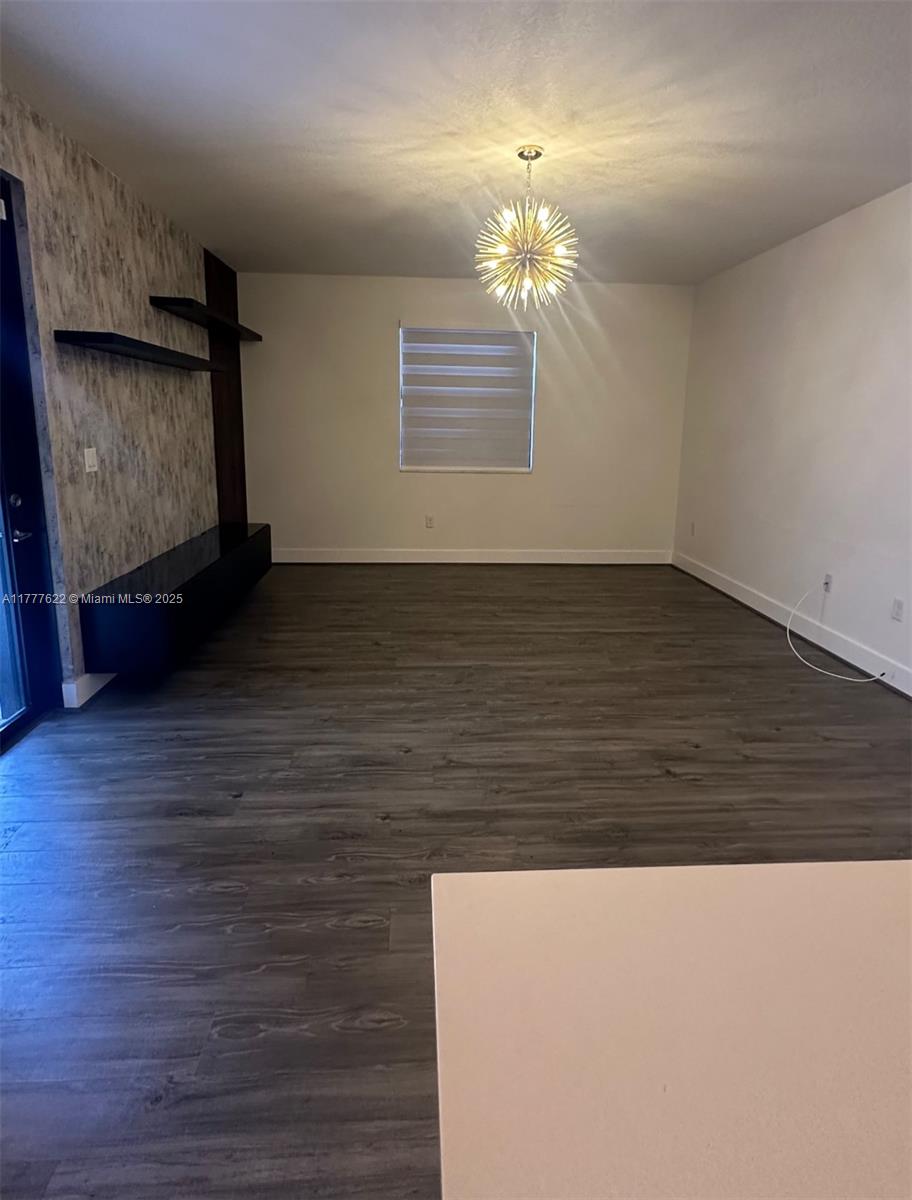 AQUABELLA NORTH - Residential Lease