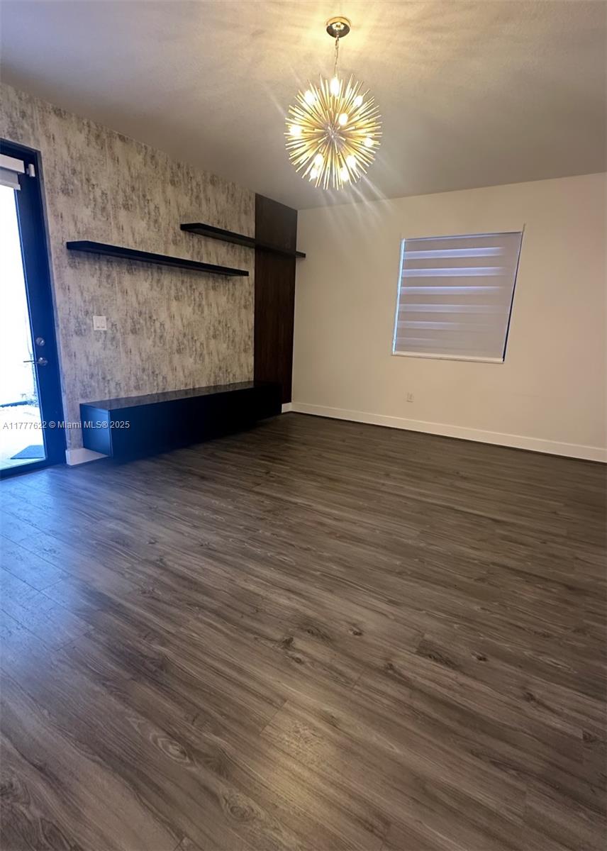 AQUABELLA NORTH - Residential Lease