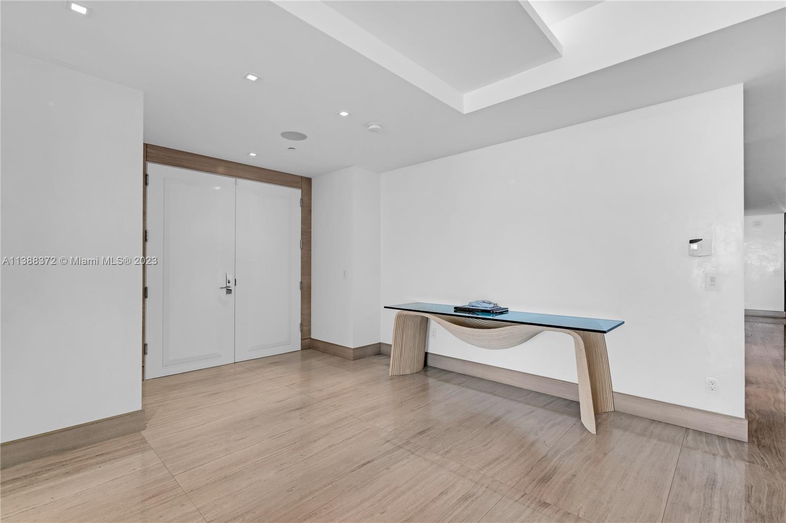 OCEANA KEY BISCAYNE CONDO - Residential