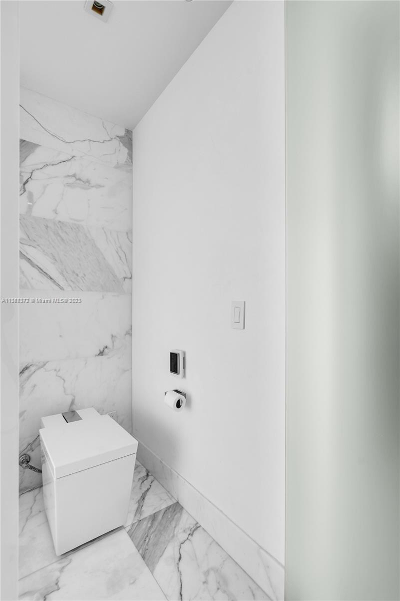 OCEANA KEY BISCAYNE CONDO - Residential