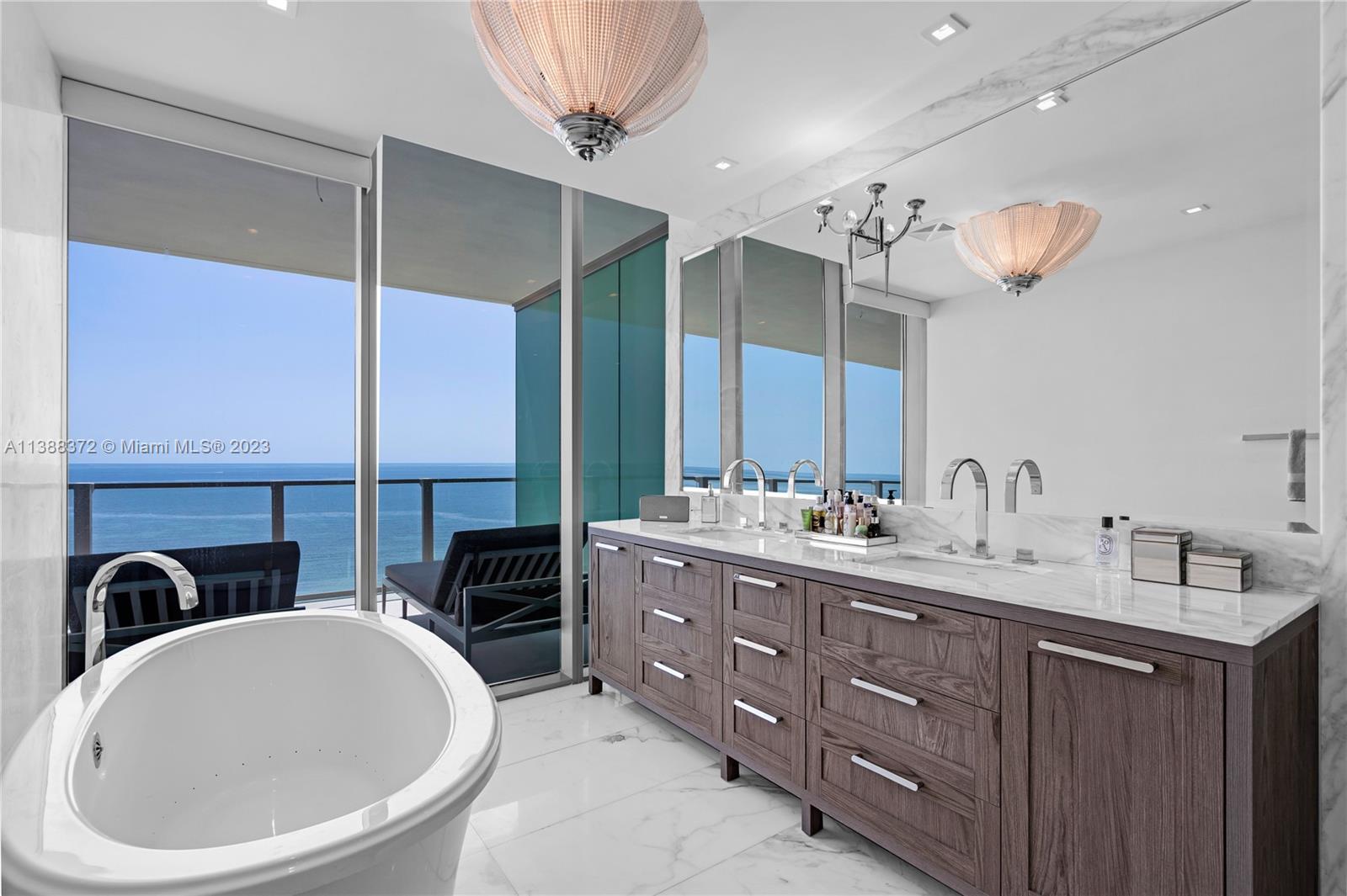 OCEANA KEY BISCAYNE CONDO - Residential