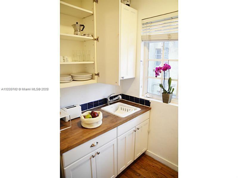 SANTANA CONDO - Residential Lease