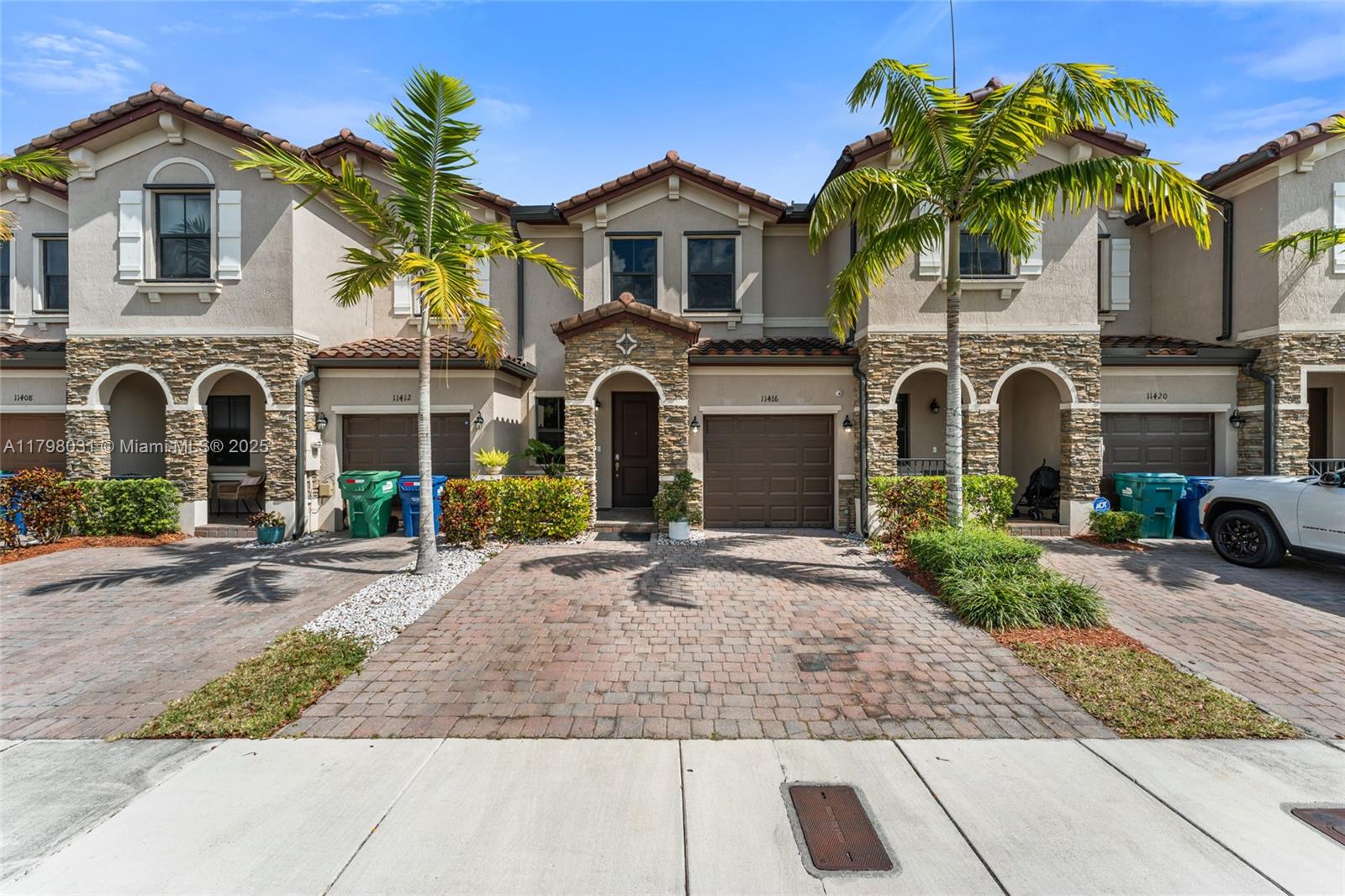 11416 Sw 254th St 11416, Homestead, Miami-Dade County, Florida - 3 Bedrooms  
3 Bathrooms - 
