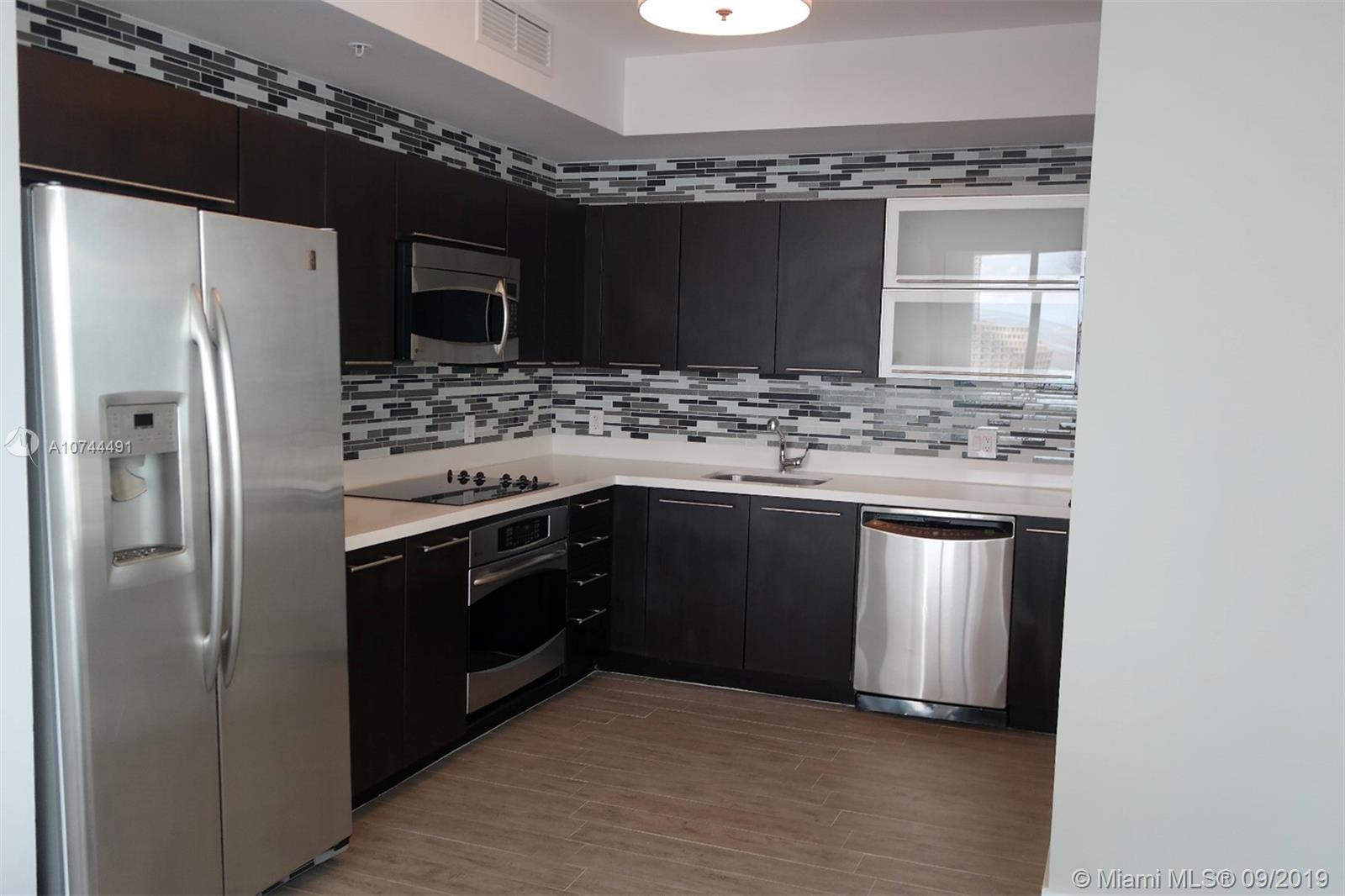 IVY CONDO - Residential Lease