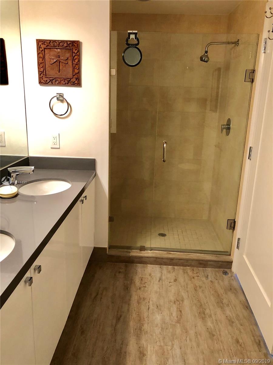 IVY CONDO - Residential Lease