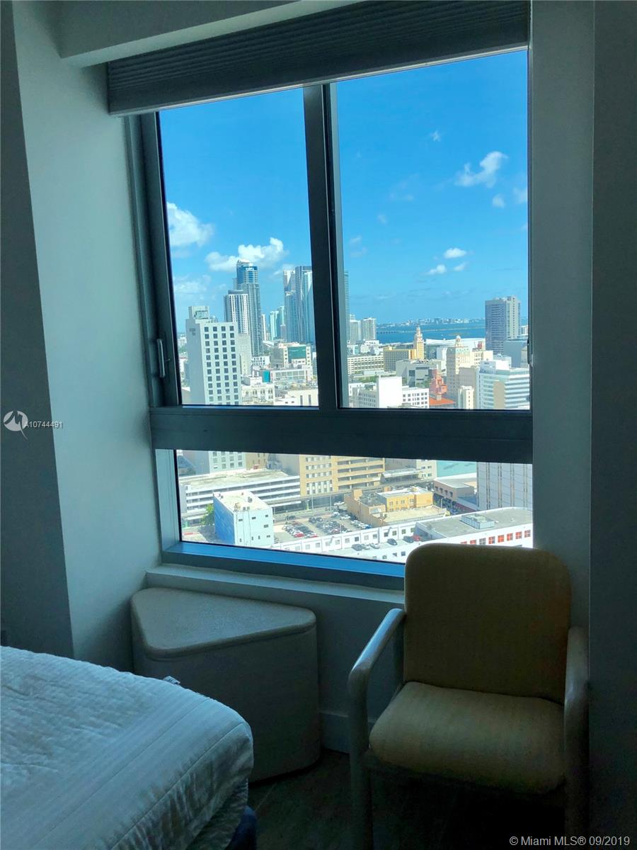 IVY CONDO - Residential Lease