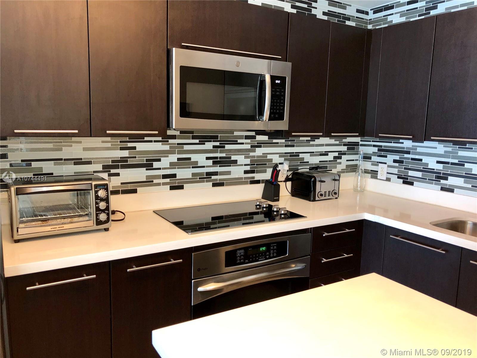 IVY CONDO - Residential Lease