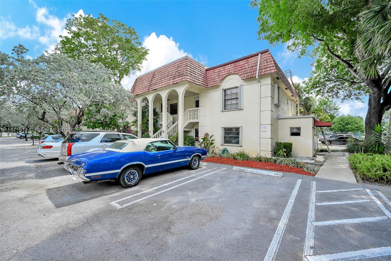 Property for Sale at 132 S Cypress Rd 518, Pompano Beach, Broward County, Florida - Bedrooms: 2 
Bathrooms: 2  - $265,000