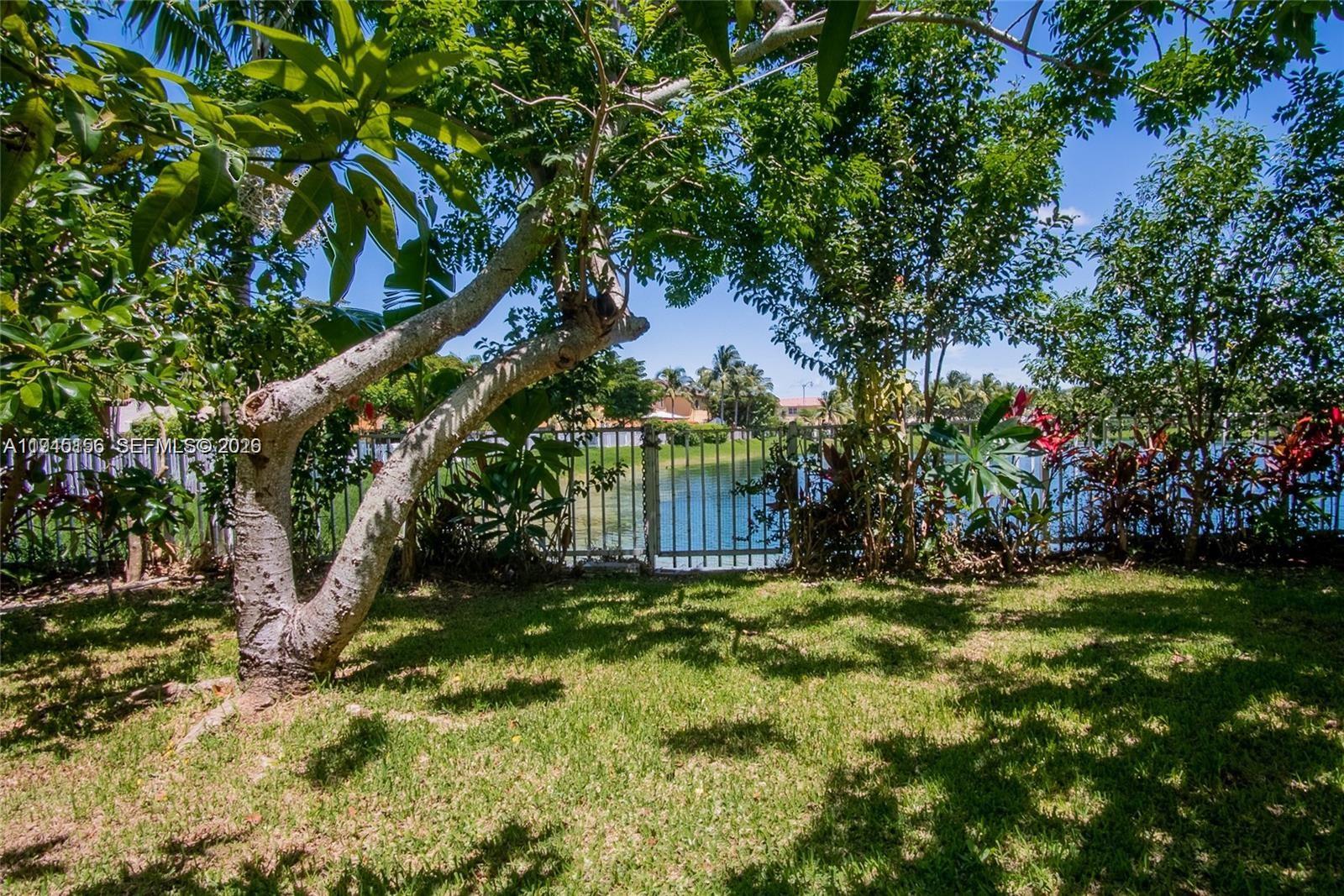 MIRENS PLACE - Residential