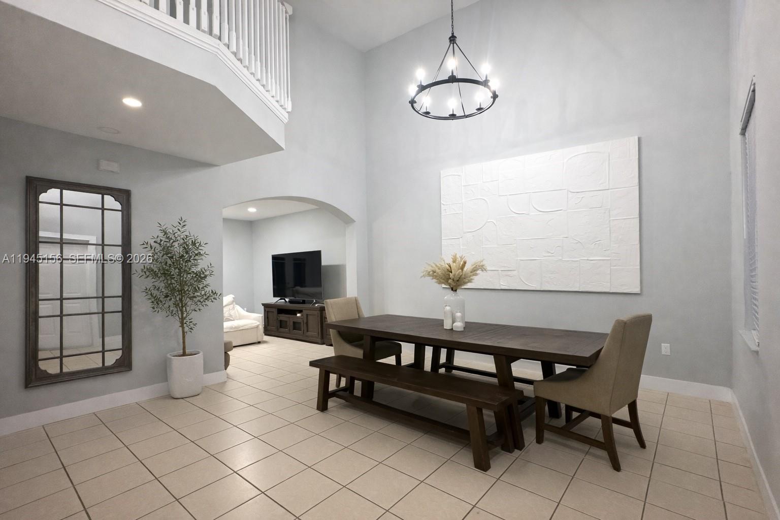 MIRENS PLACE - Residential