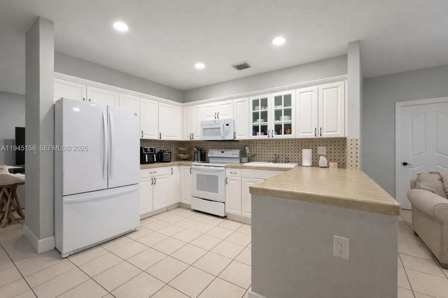 MIRENS PLACE - Residential