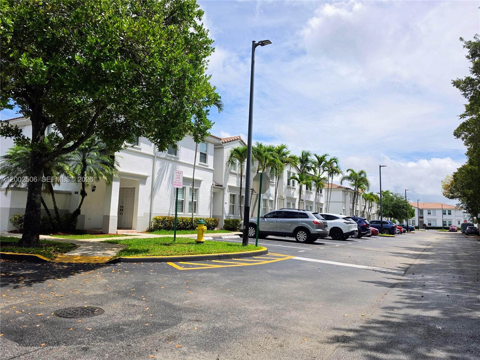 View photos, virtual tours, details...