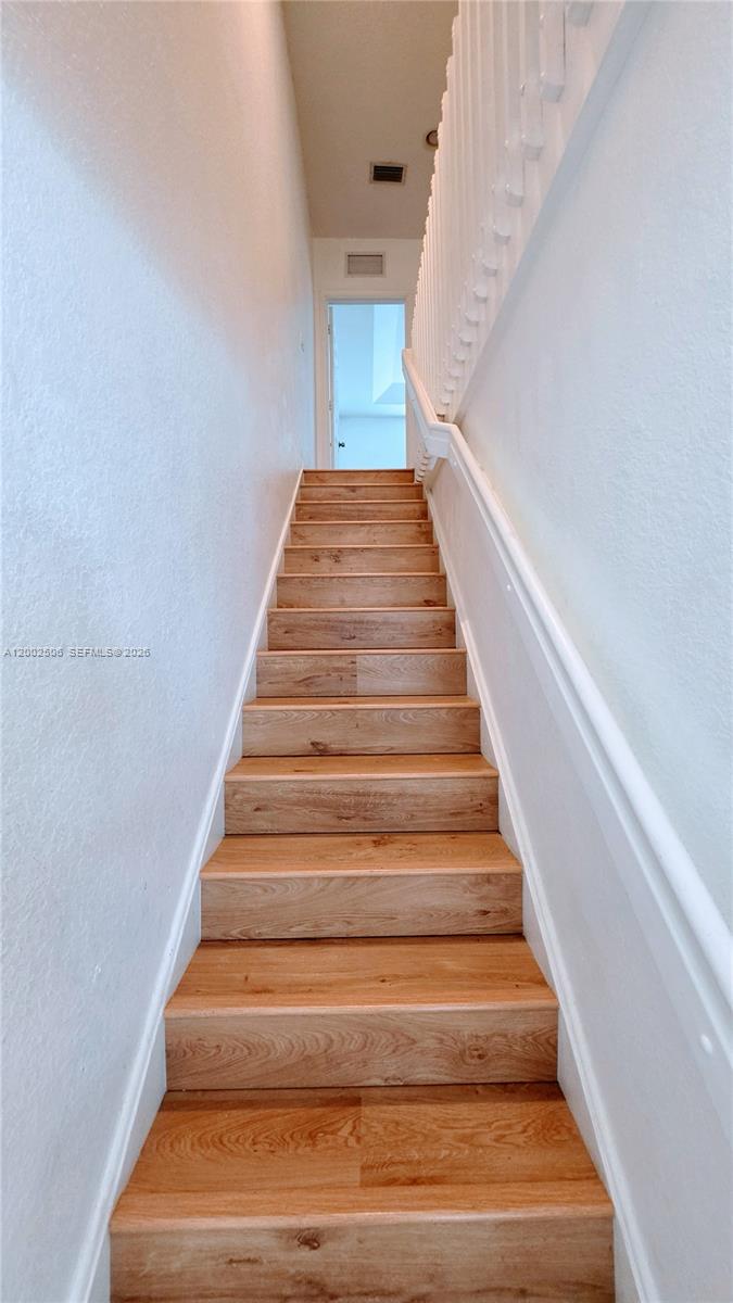 VILLAS AT NAUTICA THREE C - Residential