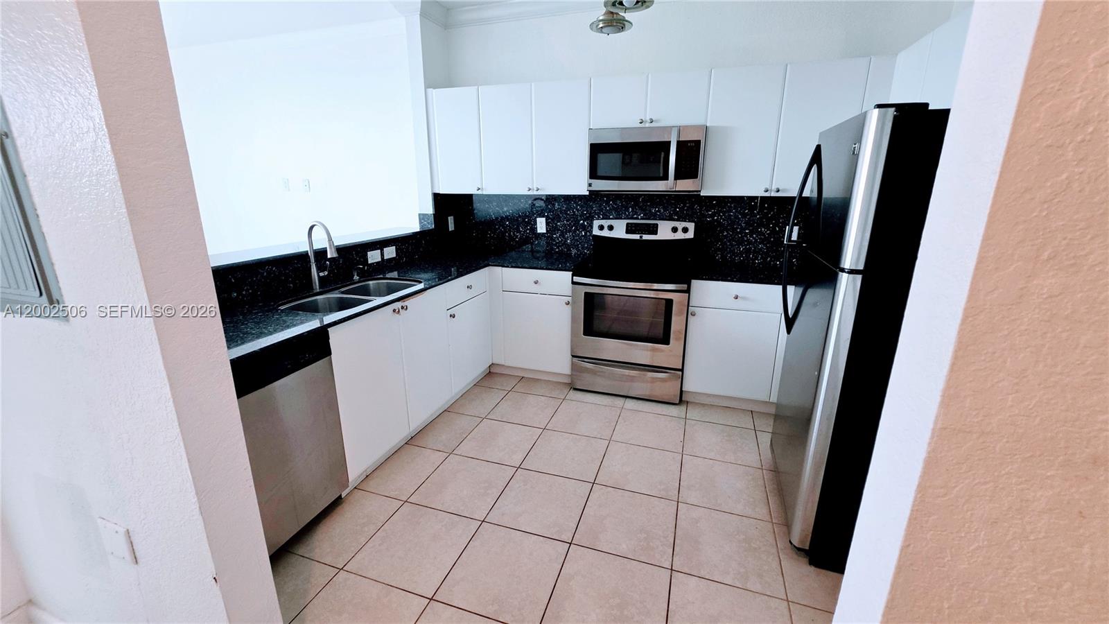 VILLAS AT NAUTICA THREE C - Residential