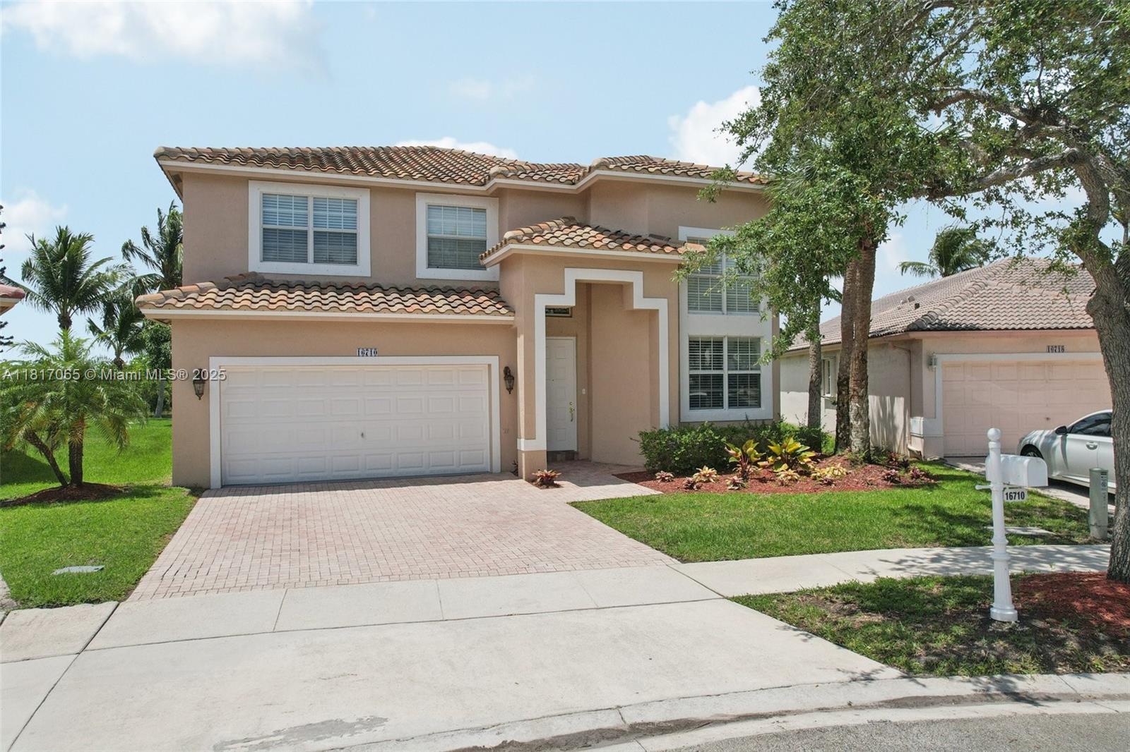 Property for Sale at 16710 Nw 12th St, Pembroke Pines, Miami-Dade County, Florida - Bedrooms: 4 
Bathrooms: 3  - $849,999